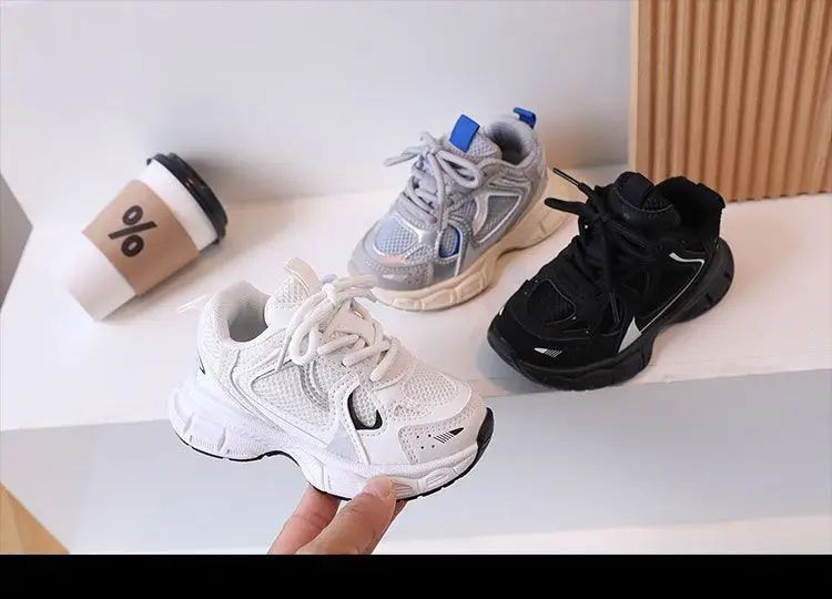 Children Tennis Shoes Versatile Non-slip White Sneakers for Kids Girls Fashion Causal Breathable Toddlers Boys Sports Shoes Hot