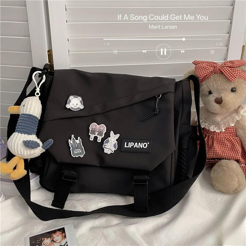 Women's Nylon Handheld One Shoulder Versatile Large Capacity Crossbody Bag Retro Work Travel Postman Bag
