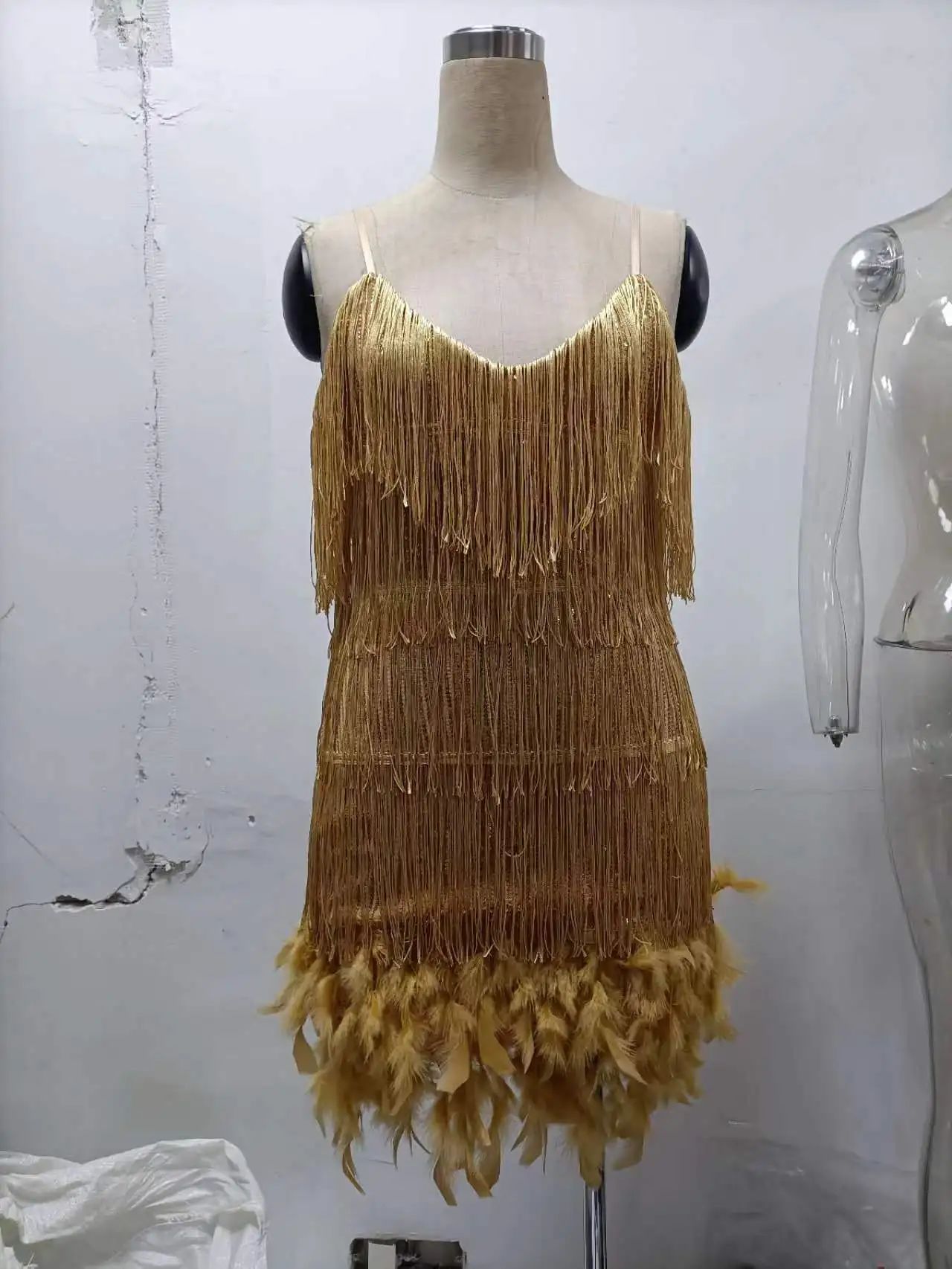 2024 Summer New Fashionable Framed Sequins Feather Patchwork Dress Colorful Amazon Direct Sales Women's Sleeveless Dress