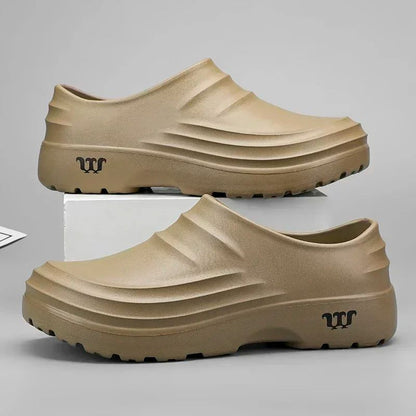 New Men's Casual Sandals Summer Chef Shoes Non-slip Fashion Trend Oil-resistant Work Shoes Outdoor Indoor Lazy Slippers