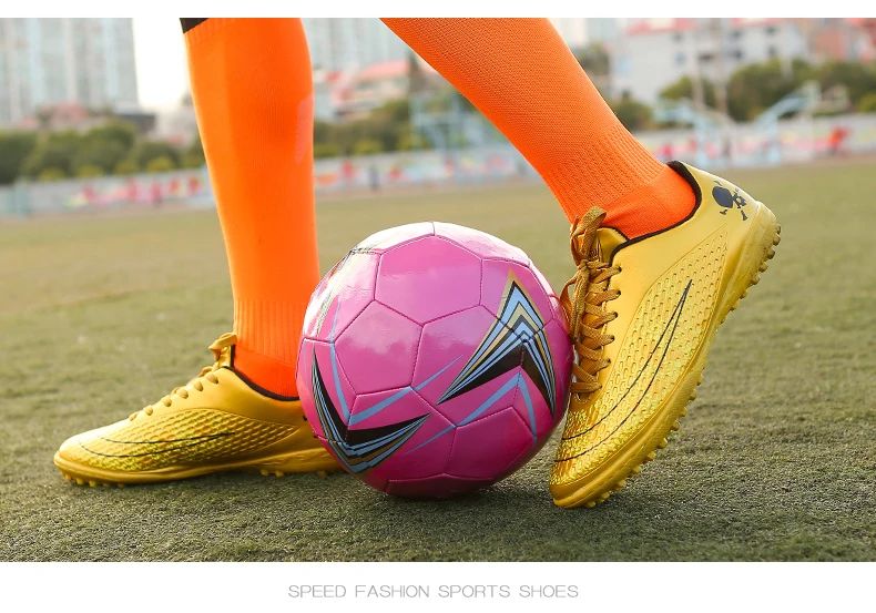 Men Society Soccer Shoes Cleats TF/FG Indoor Non Slip Original Professional Fast Football Shoes Grass Training Football Boots