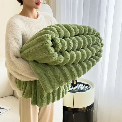Luxury Soft Faux Rabbit Fur Throw Blanket Fluffy Warm Solid Color Plush Blanket for Sofa Bed Single Double Spring Autumn Plaid