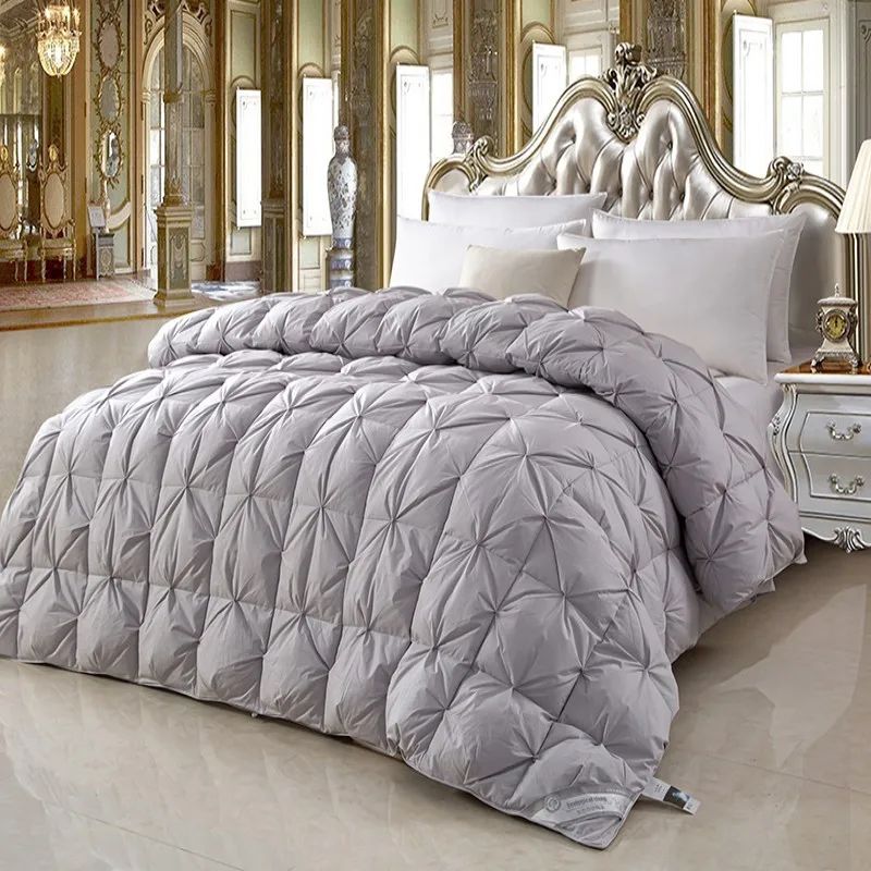 100% white goose down comforter, high-quality five-star hotel twisted flower comforter, pure cotton winter thick comforter