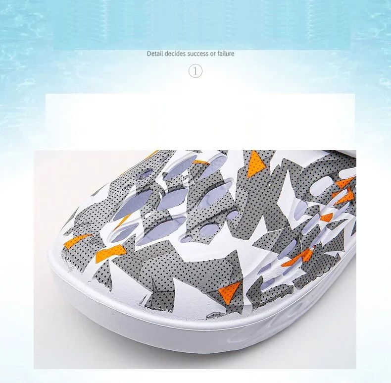 2025 New Fashion Sandals Men Clog Sandals Comfortable Breathable Beach Sandals Men Women Clogs Slippers Soft Bottom Men Shoes