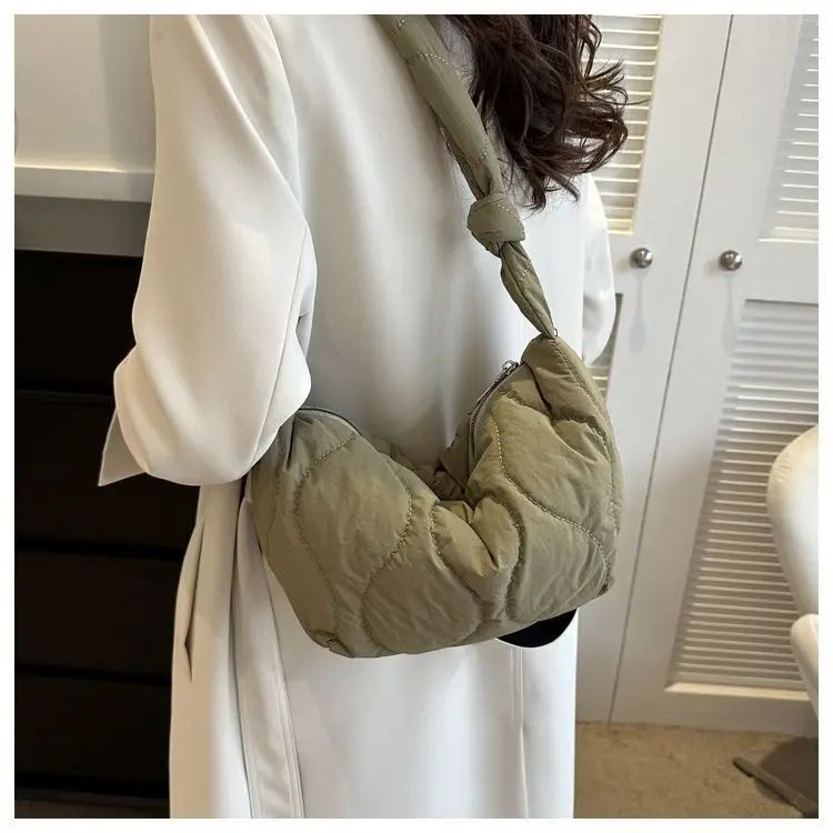 Puffer Shoulder Bag for Women Soft Down Cotton Padded Tote Handbag Purse Quilted Cross Body Bag Solid Color Bubbles Cloud Bag