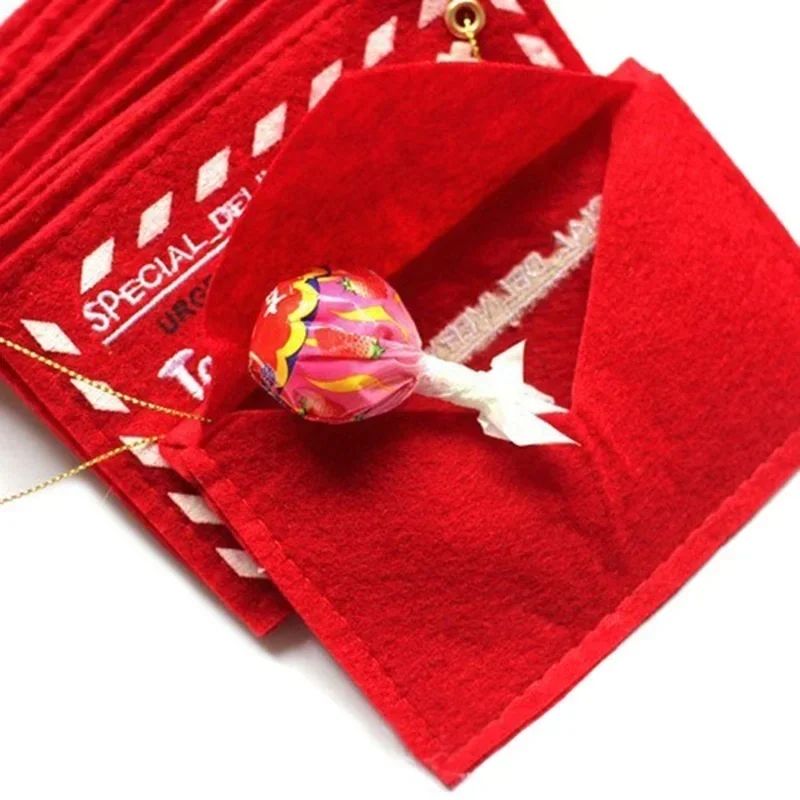 Santa Claus Envelope Red Felt Non-Woven Letter Embroidered Envelopes for Christmas Tree Hanging Card Candy Gifts Bags Home Decor