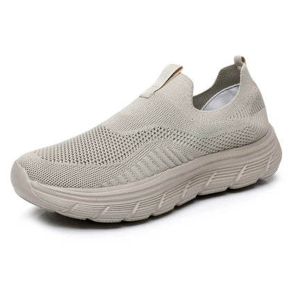Sapatilhas masculinas leves e respiráveis para corrida e uso casual, com design slip-on, estilo tênis e conforto para treinos de academia.