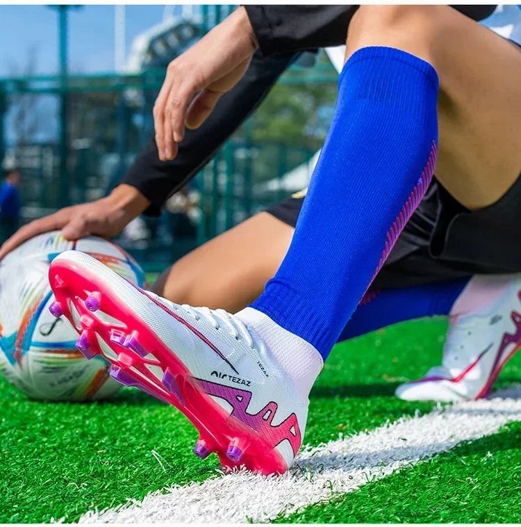 Men Football Shoes TF/FG Society Cleats Indoor Soccer Shoes Professional Football Field Boots Fast Unisex Sneaker Top Quality