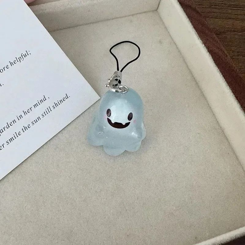 Creative Halloween Luminous Mini Cute Ghost Pendant Keychains Resin Keyring Key Holder for Kid Adult Festival Gifts Bag Charms