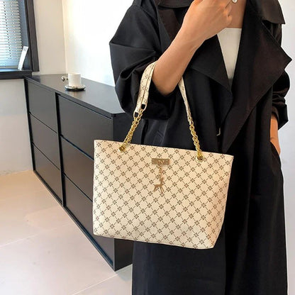 Women Luxury Design New Presbyopic Handbag Large Capacity Handbag Fashion Printing Shoulder Bag Trendy Shopping Bag with pendant