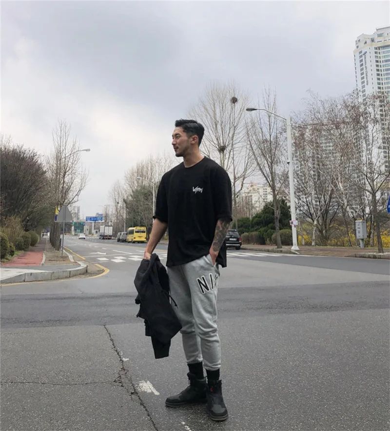 NEW Round Collar  sports T Shirt Oversize Cotton Summer Tee Training running shirt Man Streetwear Half Sleeve men T-shirt