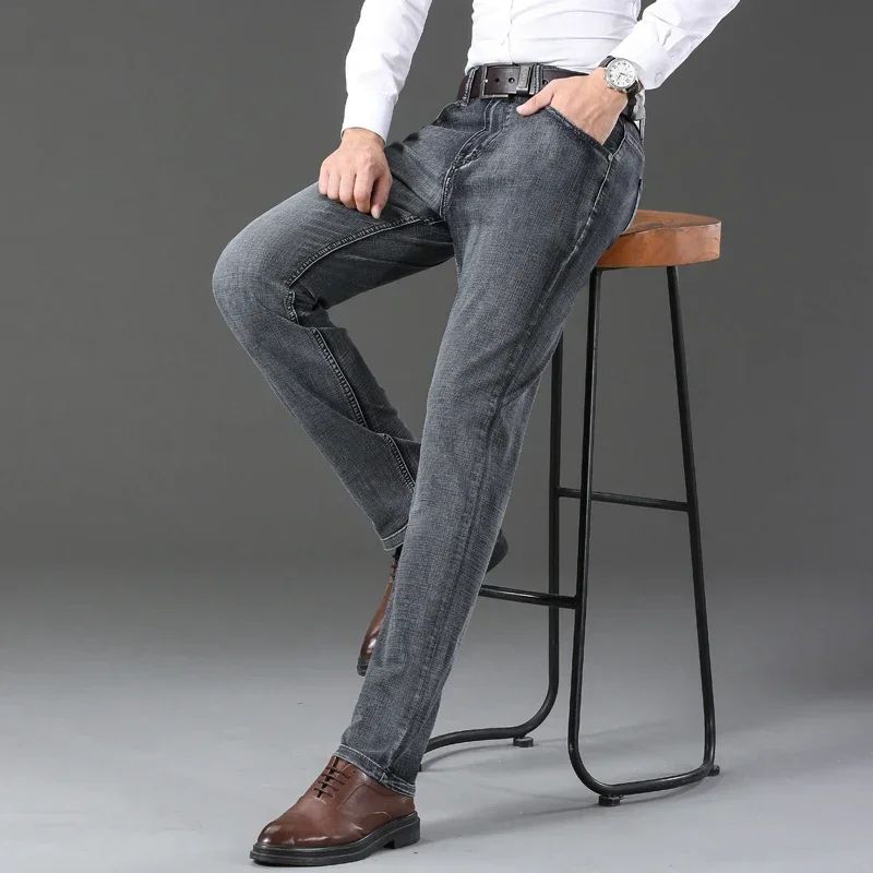 Mens High Quality Jeans Fashion Straight Denim Pants Men Classic Casual Jeans Male Plus Size Denim Trousers Ripped Jeans 28-40