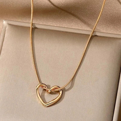 1 peça de Aço Inoxidável Gravado Banhado a Ouro Nova Moda O Anel Pingente Colar Um Colar de Anel para Homens Mulheres Presentes de Festa