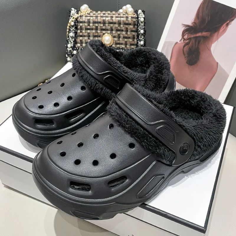 Plush slippers 2025 new winter men's and women's thick high heels soft-soled beach garden shoes home plush ripped slippers