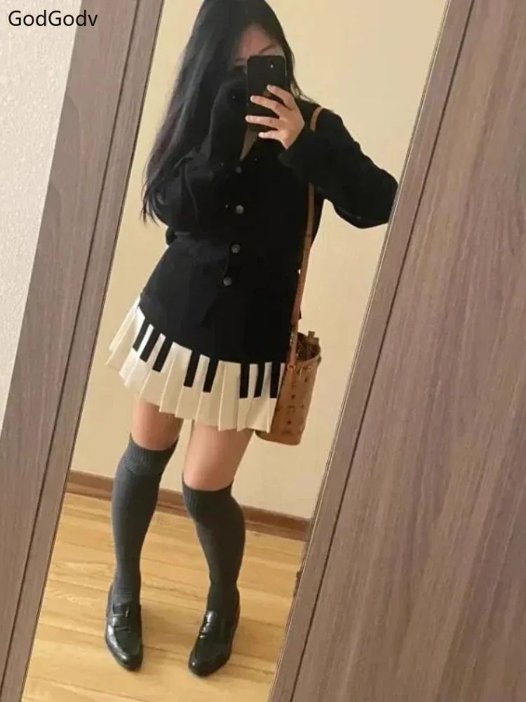 2000s Aesthetic Elegant Women Piano Skirt Stripe Design Y2k Slim Mini Skirt Female Black White Spliced Korea Style Chic Outfits