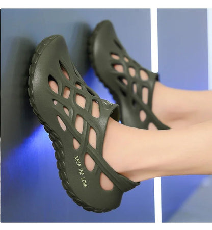 Summer Men Sandals Light EVA Men's Casual Shoes Hole Shoes Clogs Lovers Home Garden Outdoor Male Beach Flat Slippers Big Size