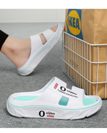 New Summer Men Massage Slippers Sides Indoor Outdoor Sandals Soft Sole Slides Male Flip-flops Men's Sandals Beach Casual Shoes