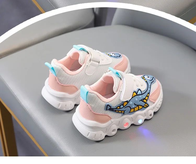 Tennis Shoe LED Children Trainer Cartoon Boy Casual Sneaker for Boy Kid Shoe for Girl Mesh Breathable Shoe Baby Illuminated Shoe