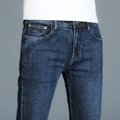 Mens High Quality Jeans Fashion Straight Denim Pants Men Classic Casual Jeans Male Plus Size Denim Trousers Ripped Jeans 28-40