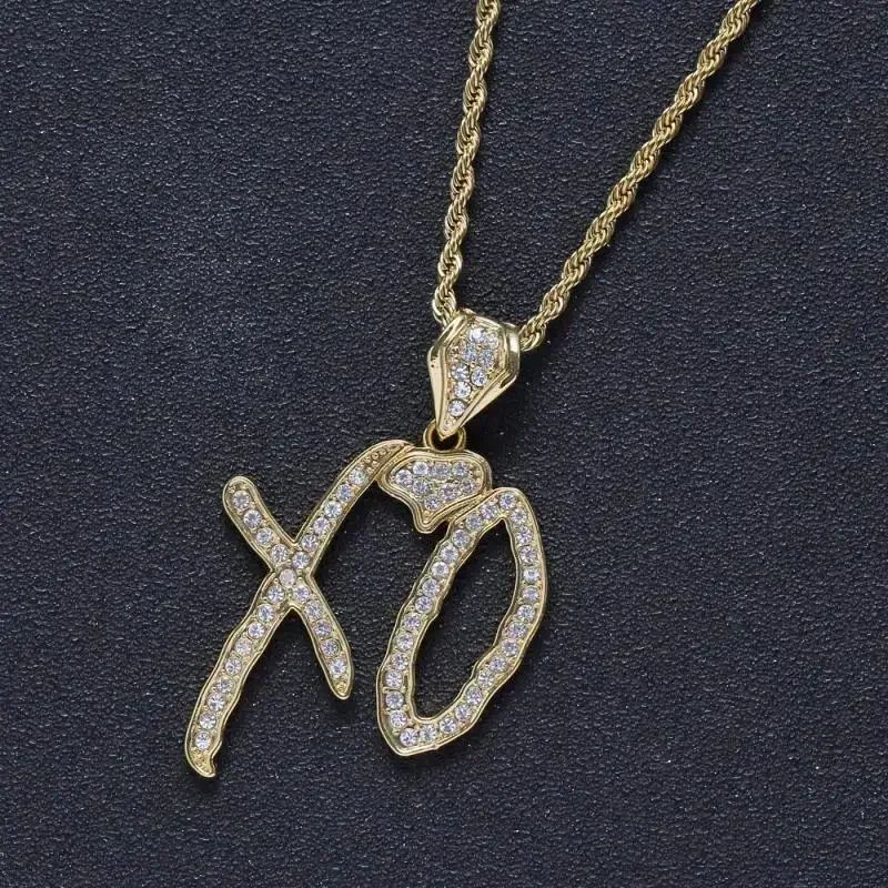Pingente de Pistola com Gelo Cravejado Bling Colar de Metralhadora Masculino Personalidade Hip Hop Rock Punk Joia Legal para Festa de Rua Presente
