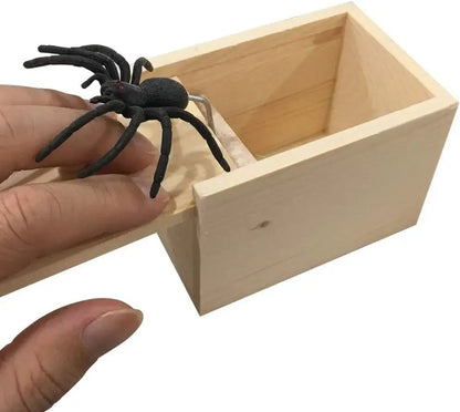 Trick Spider prank Funny Scare Box Wooden Hidden Box Quality Prank Wooden Scare Box Fun Game Prank Trick Friend Office Toys