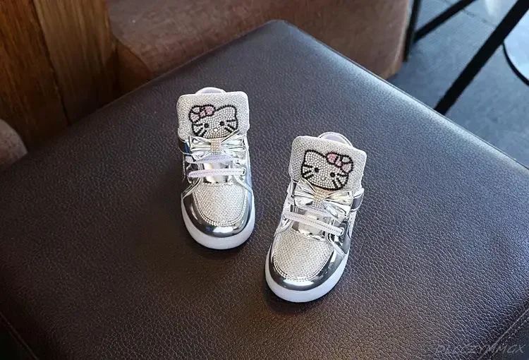 New Disney Children Luminous Shoes Boys Girls Hello Kitty Shoes Flashing Lights Fashion Sneakers Toddler Little Kid LED Sneakers