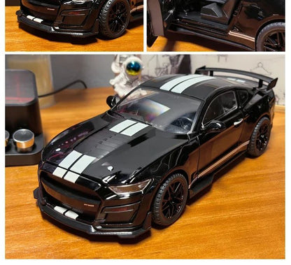 Miniaturas grandes de Ford Mustang GT500 1:18, veículo de liga fundido em metal, modelo colecionável, brinquedos com luz e som, carro de presente para crianças e meninos