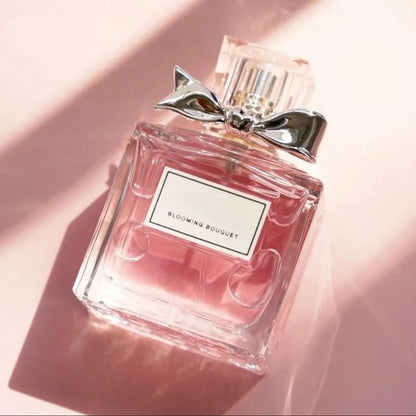Fragrância de Longa Duração Perfume de Marca de Alta Qualidade 100ML Elegante e calmo Fragrância floral e frutada doce Adequado para encontros