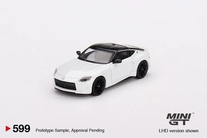 MINI GT 1:64 Bentley Nissan Lancia Ford Diecast Diorama Car Model Toys Simulação Miniatura Carro Modelo Coleção Ornamento Brinquedo