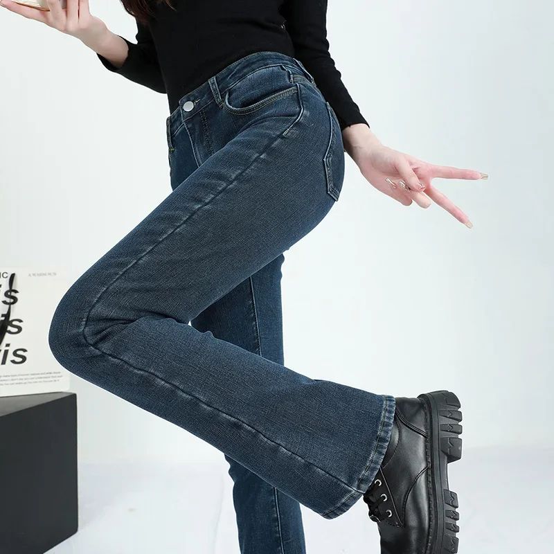 Winter Female Thin Snow Warm Plush Jeans Lady Chic Fleece Flared Pants Girls Korean High Waist Straight Leg Denim Trousers