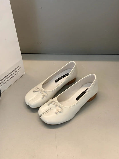 Tabi Shoes Ballet Falts Leather Ballerina Shoes For Women Split Toe Flats Tabi Shoes Slip On Soft Bottom Moccasins with Bowknot