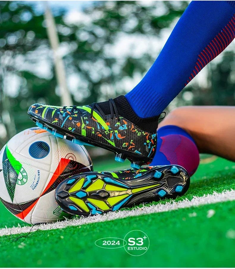 New Men TF/FG Soccer Shoes Society Original Grass Training Professional Cleats Football Boot Low Cut Top Quality Sneakers Casual