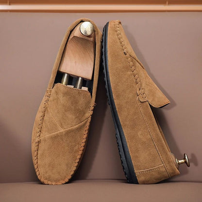 Fashion Suede Men Casual Shoes Male Lazy Shoes Breathable Comfort Slip-on Mens Driving Shoes Luxury Brand Loafers Moccasins