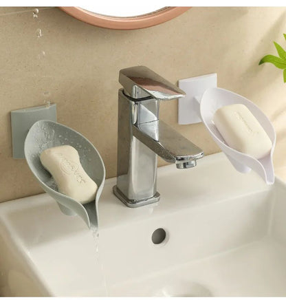 New Leaf Shape Soap Box Drain Soap Holder Box Bathroom Accessories Toilet Laundry Soap Box Bathroom Supplies Tray Gadgets
