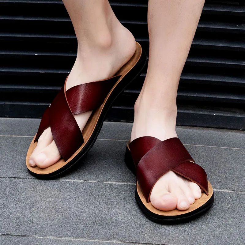 Men Shoes New  Summer Shoes Italian Leather Slippers Men High Quality Size 38-47 Beach Slip on Flats Man Flip Flops Mens Sandals