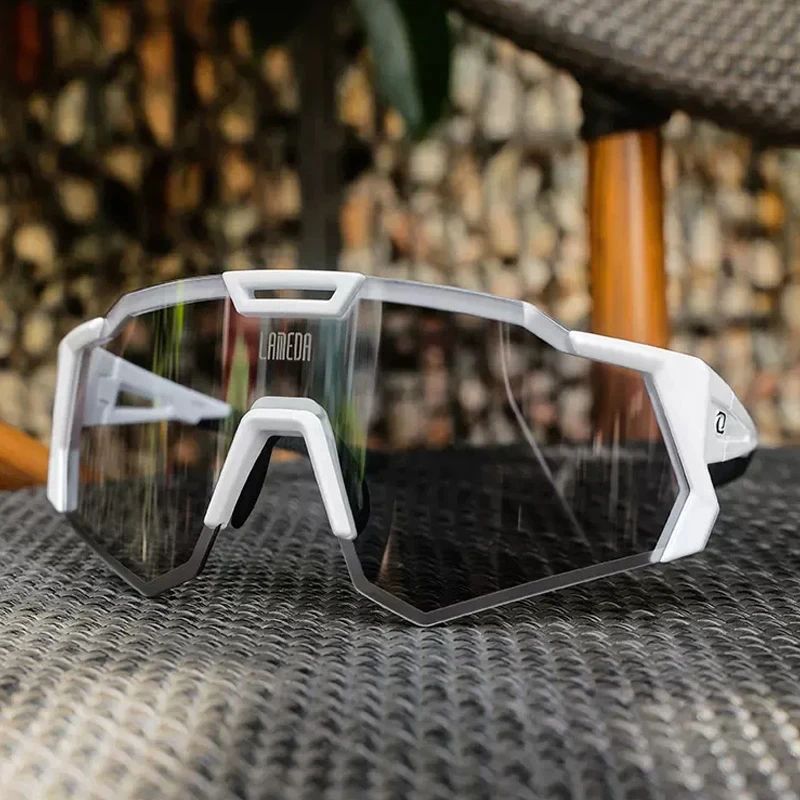 Photochromic Cycling Sunglasses Men Professional Bicycle Glasses Goggles Windproof MTB Road Bike Glasses Mountain Eyewear