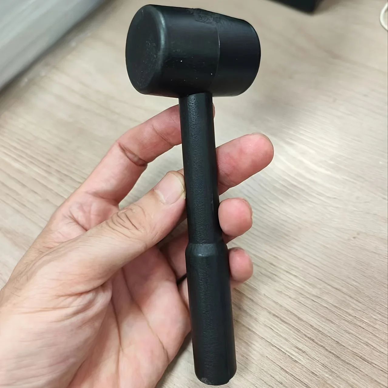 Martelo de borracha preto – ferramenta durável e versátil para bricolagem, reparos domésticos e uso industrial, perfeita para ideias de presente