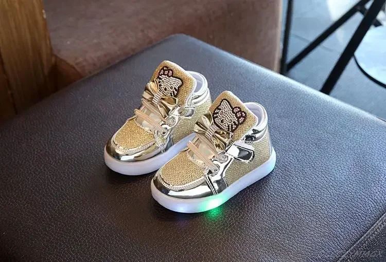 New Disney Children Luminous Shoes Boys Girls Hello Kitty Shoes Flashing Lights Fashion Sneakers Toddler Little Kid LED Sneakers