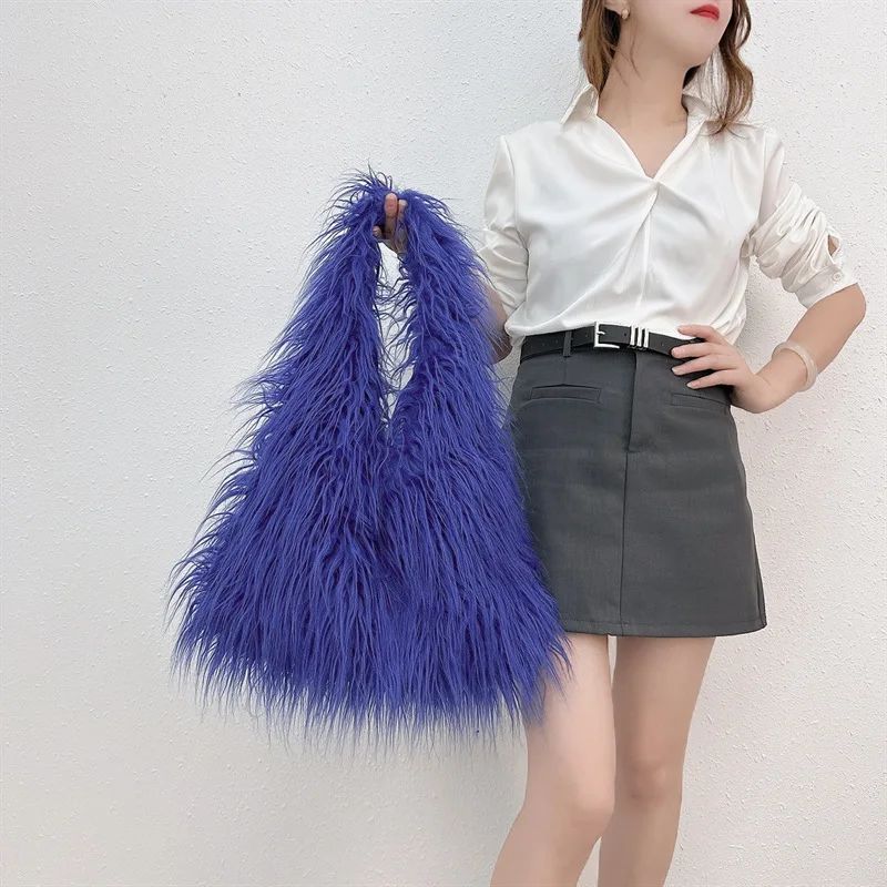 2025 NOVAS Bolsas de Ombro Pelúcia Lã Femininas Y2k Hot Girls Bolsa Saco com Cordão de Pele Sintética Moda Feminina Bolsas de Mão Peludas Tote