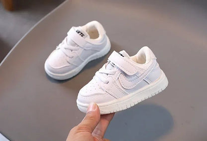2025 New Toddler Baby Kids Fashion Design Walking Shoes Sneakers White Non-slip Casual Shoes Boys Breathable Outdoor Board Shoes