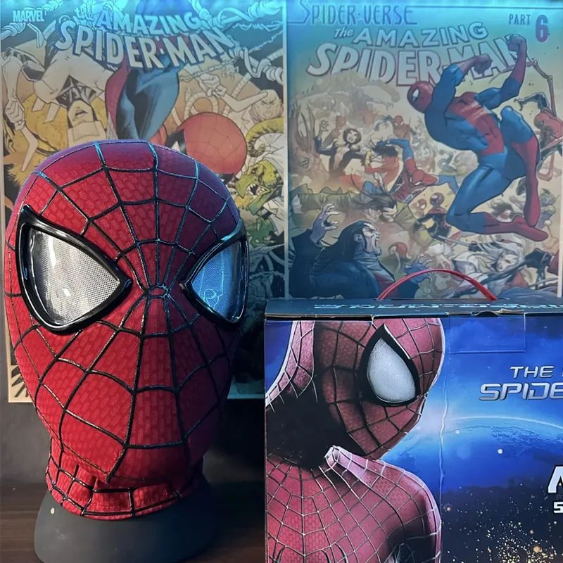 Homem-Aranha Cosplay Máscara Eletrônica de Olhos Móveis Homem-Aranha 1:1 Brinquedos com Controle Remoto para Adultos e Crianças de Presente