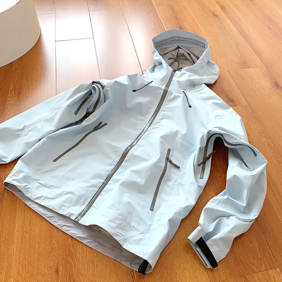 ARC New Storm Jacket Lovers Outdoor Sports Camping Mountain Skiing Trend Fashion British Wind Leisure Waterproof Storm Jacket