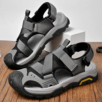 Non-Slip Sunnmer Fashion Flats Men's Breathable Sandals Lightweight Outdoor Sport Sandals Anti-collision Toe Male Beach Shoes