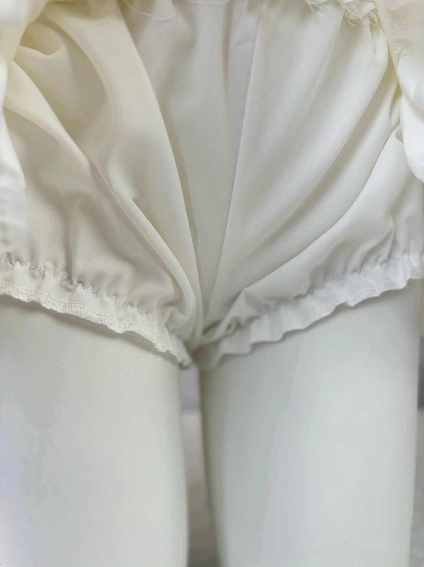 Sweet White High Waist Ballet Style Fluffy Mini Skirt Women's Fashionable New 2025 Polyester Fiber Half-length Skirt