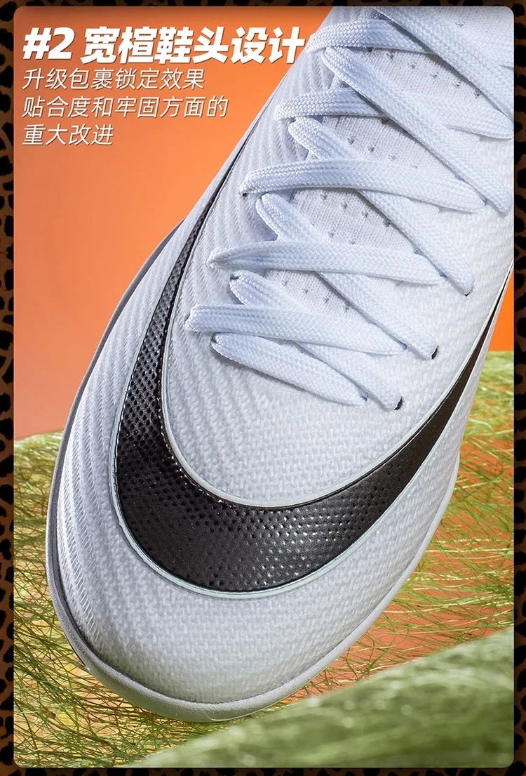 New Football Boots Professional Soccer Shoes For Men Anti-Slip Soccer Cleats High Quality Adults Outdoor Training Sneakers 2025