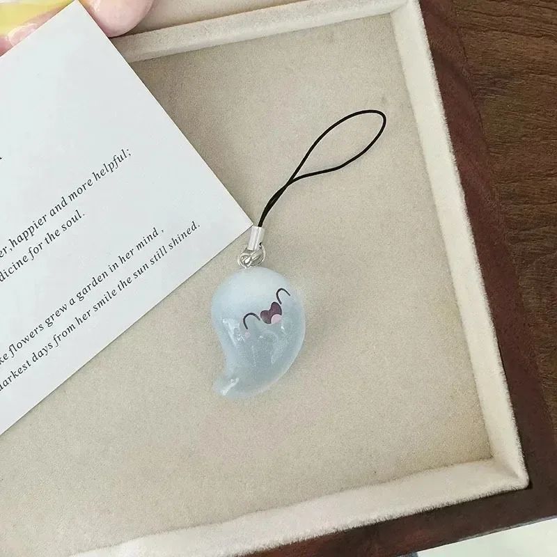 Creative Halloween Luminous Mini Cute Ghost Pendant Keychains Resin Keyring Key Holder for Kid Adult Festival Gifts Bag Charms
