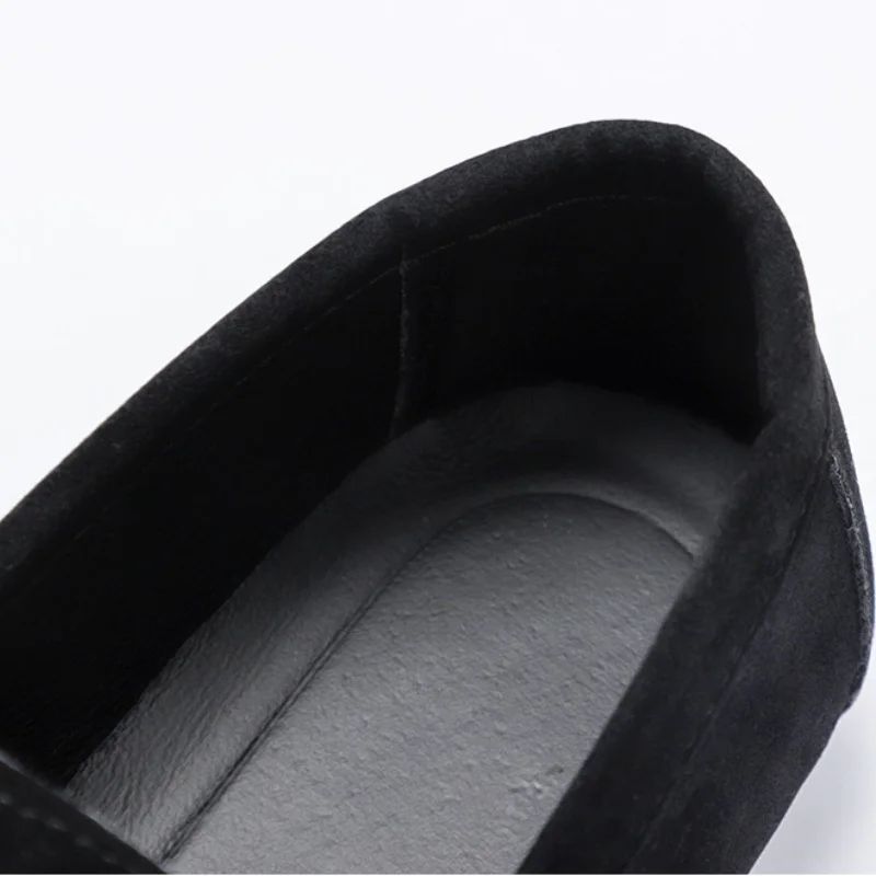 Fashion Suede Men Casual Shoes Male Lazy Shoes Breathable Comfort Slip-on Mens Driving Shoes Luxury Brand Loafers Moccasins