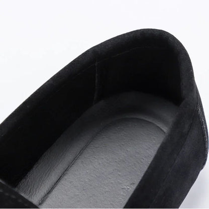 Fashion Suede Men Casual Shoes Male Lazy Shoes Breathable Comfort Slip-on Mens Driving Shoes Luxury Brand Loafers Moccasins