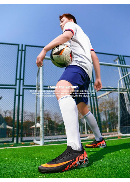 New Men Football Boots Training Long Spikes Soccer Shoes Sneakers Original  Drop Shipping Futsal Cleats Match Ultralight Indoor