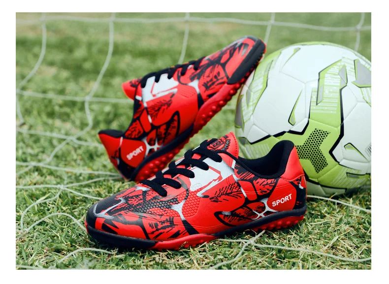 Professional Kids Soccer Shoes Men Original Football Shoes Indoor Society Cleats Football Field Boots TF/AG Fast Match Sneaker
